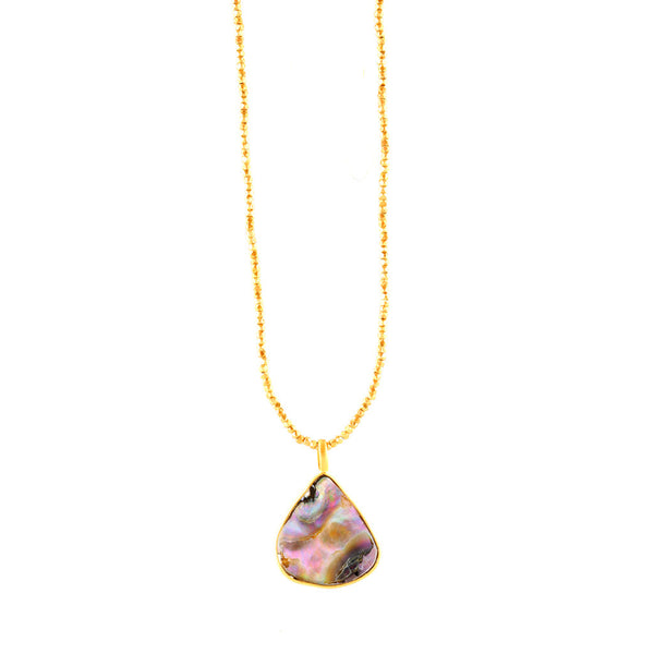 paui shell pendant necklace