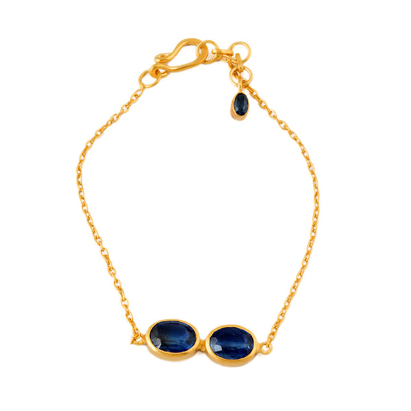 chain bracelet with two kyanite stones